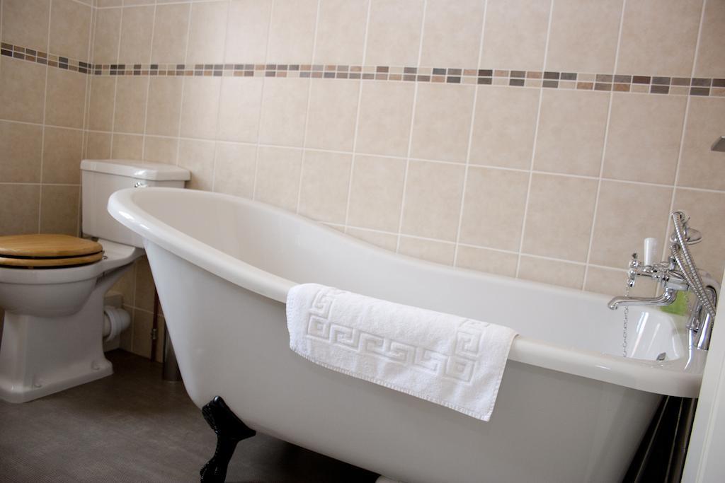 Готель Kings Arms Тірск Номер фото